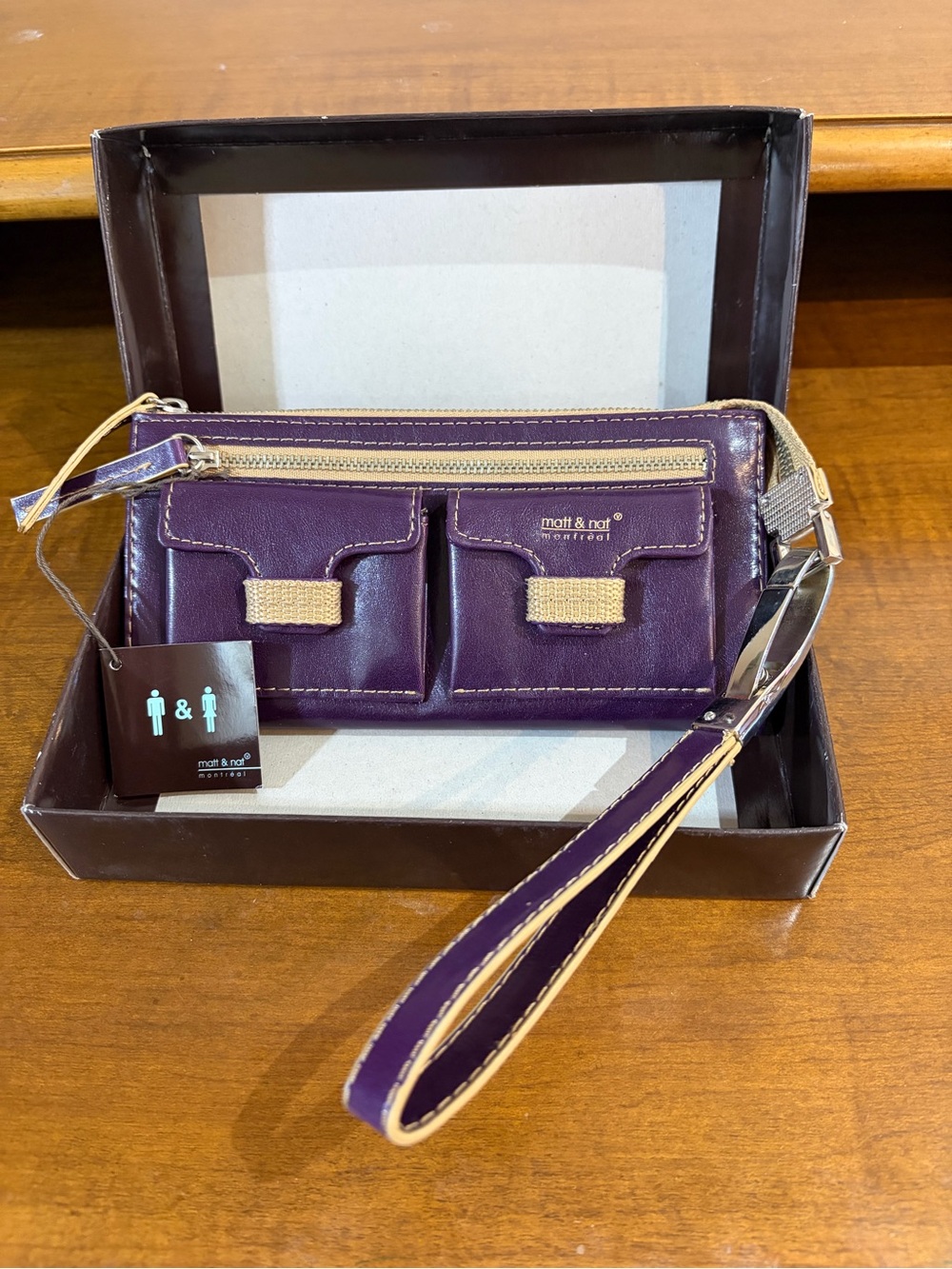 Vintage Matt & Nat Vegan Leather Wristlet Clutch with Dual Front Pockets